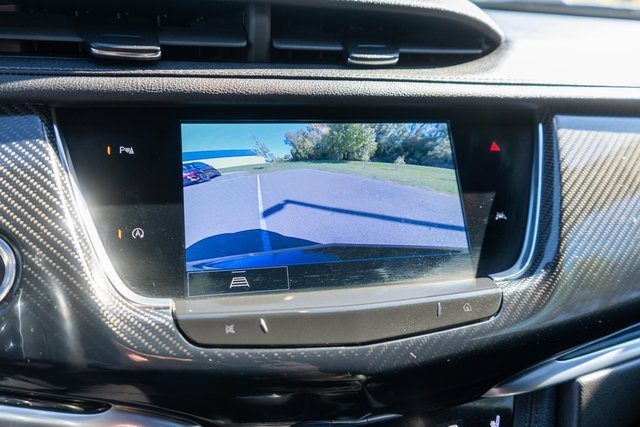 Used 2024 Cadillac XT6 Sport image 33