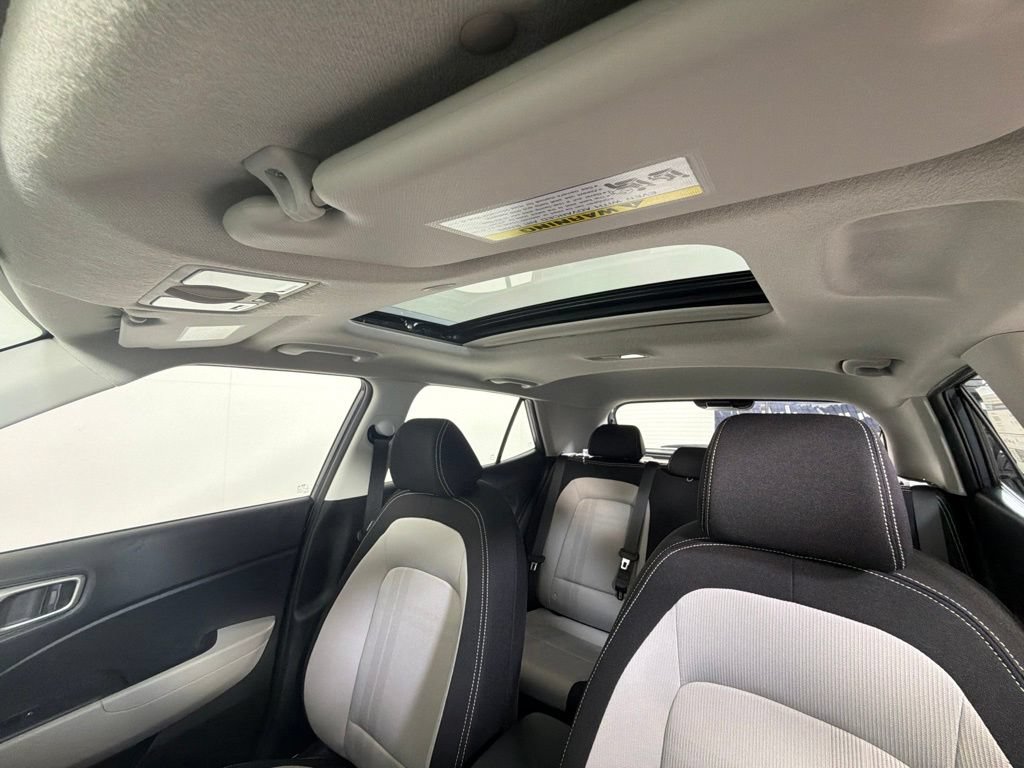 New 2026 Hyundai Venue SEL FWD image 16