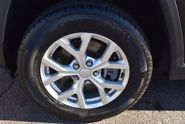 Used 2023 Jeep Grand Cherokee L Limited AWD/4WD image 54