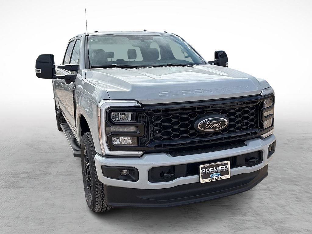 New 2026 Ford F350 Lariat w/ Black Appearance Package AWD/4WD image 2