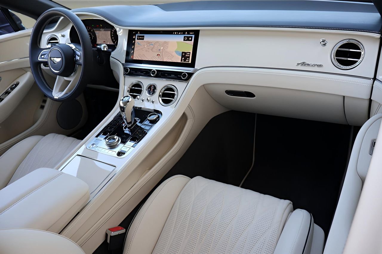 Used 2026 Bentley Continental GTC image 2