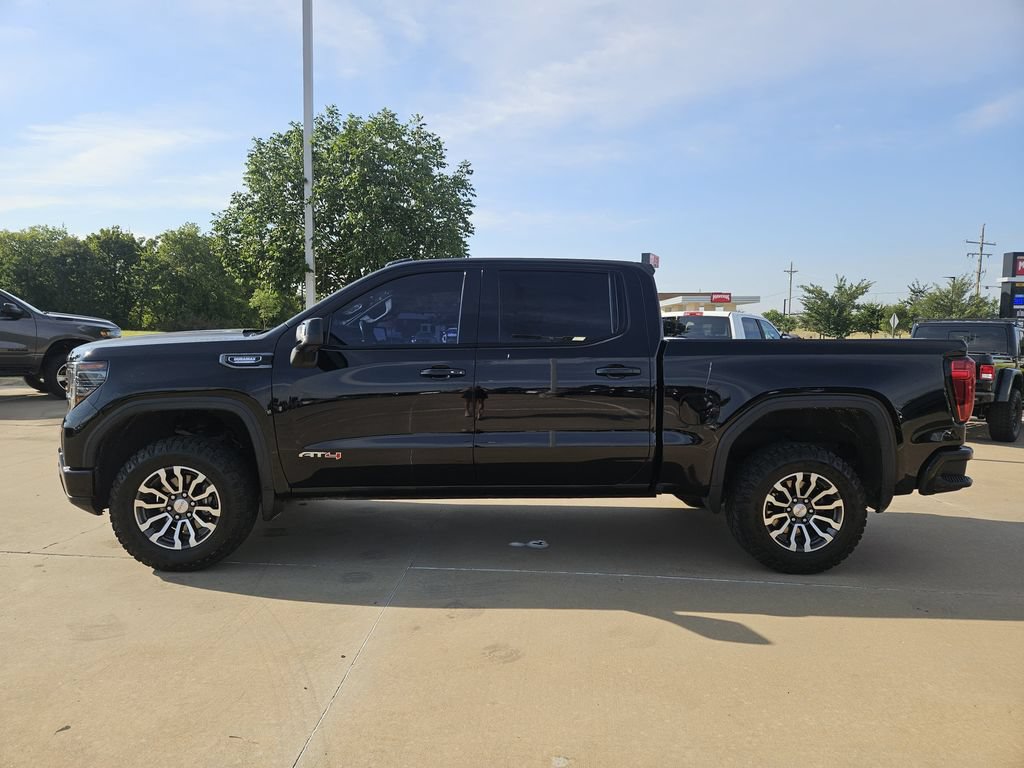 Used 2023 GMC Sierra 1500 AT4 AWD/4WD image 4