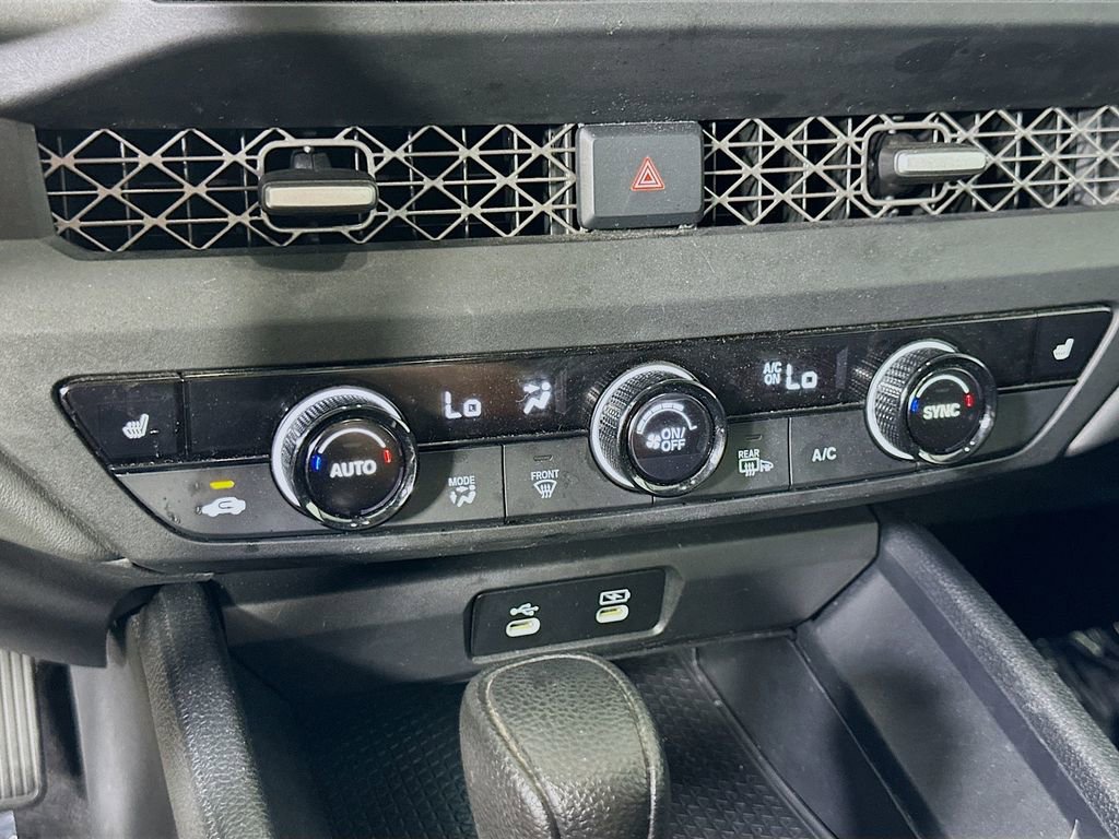 Used 2024 Honda Accord EX image 19
