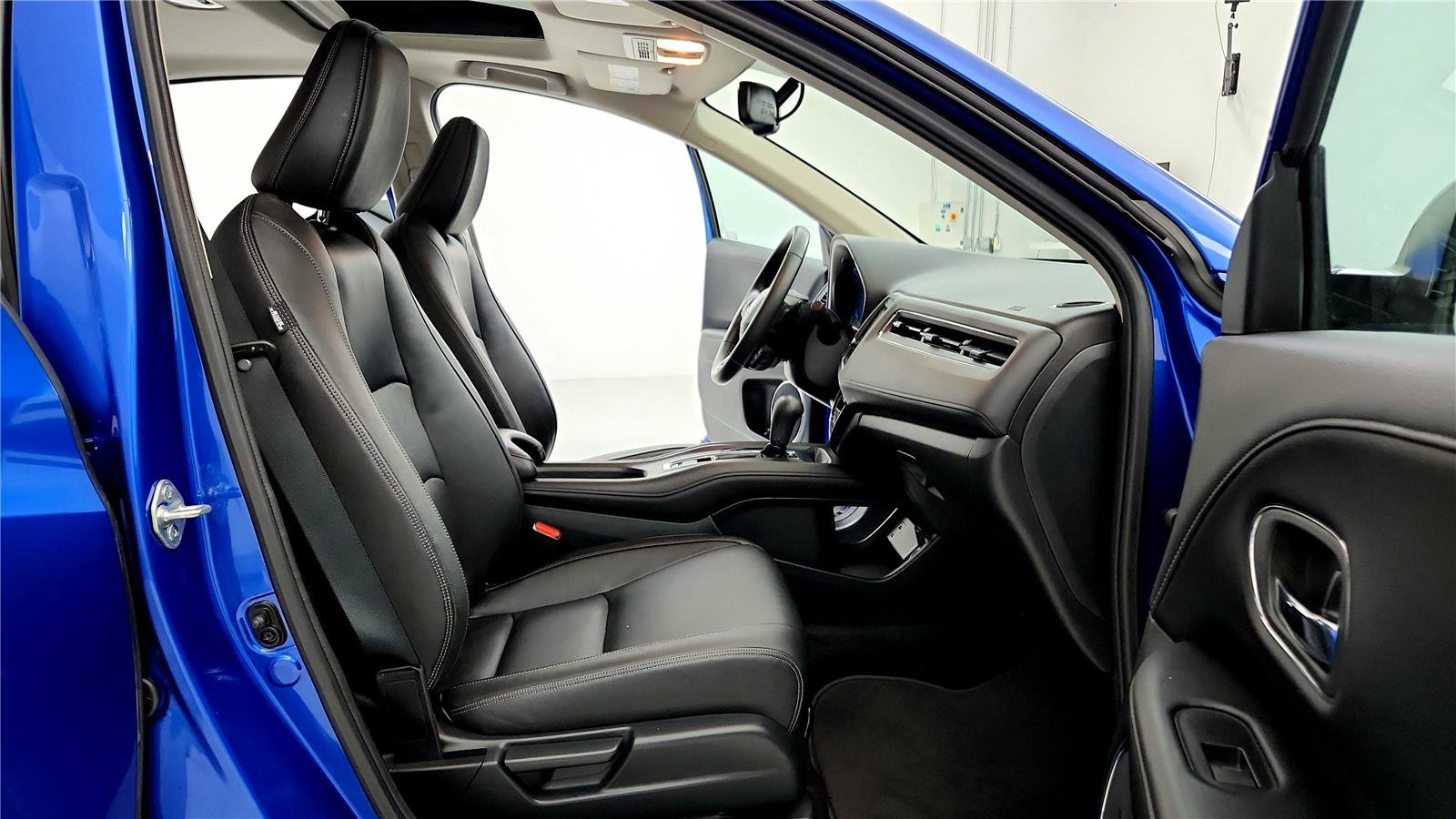 Used 2021 Honda HR-V EX-L image 29