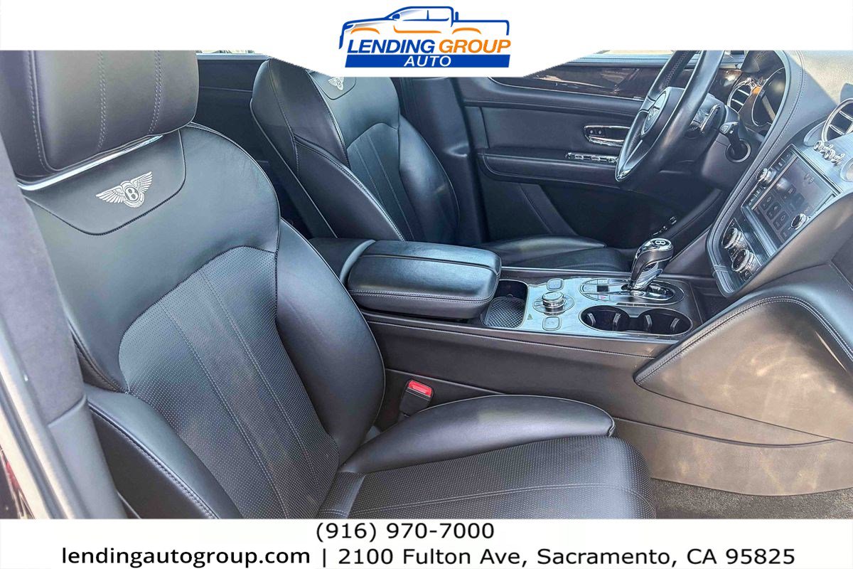 Used 2019 Bentley Bentayga AWD/4WD image 15