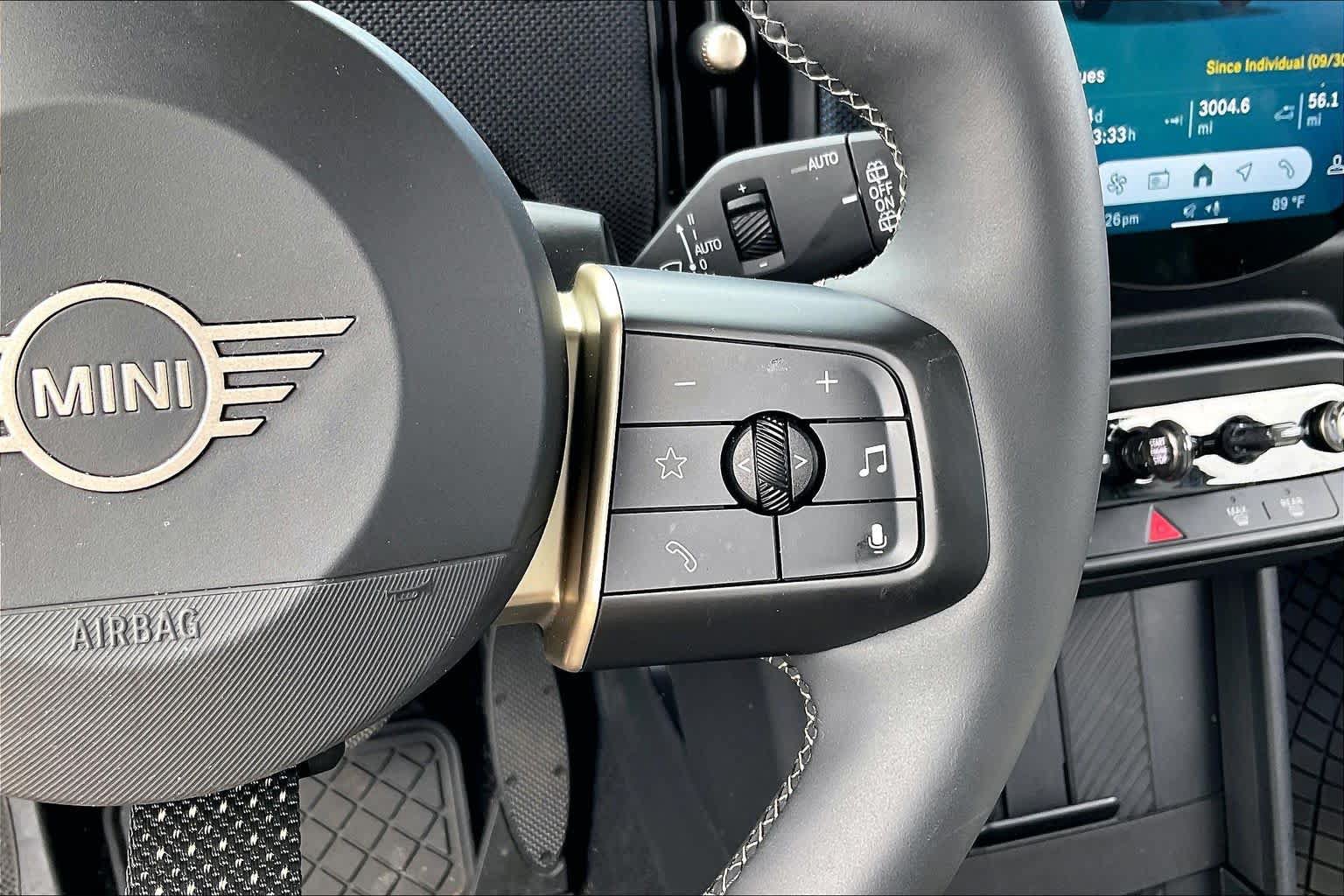 Used 2025 MINI Cooper S FWD image 24