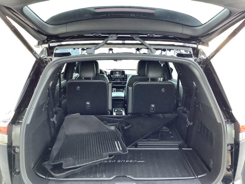 Used 2025 Nissan Pathfinder Rock Creek image 14