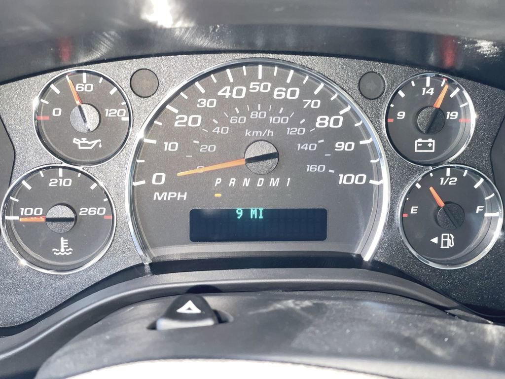 New 2025 GMC Savana 3500 w/ Power Convenience Package image 15