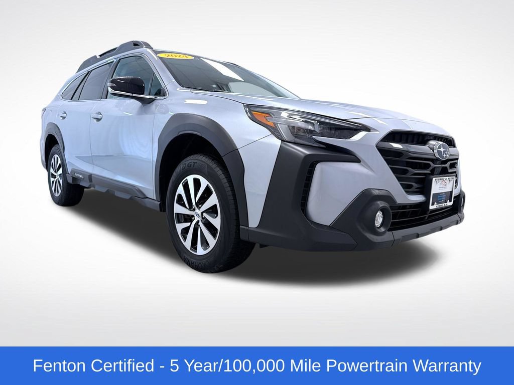 Used 2024 Subaru Outback Premium AWD/4WD image 1