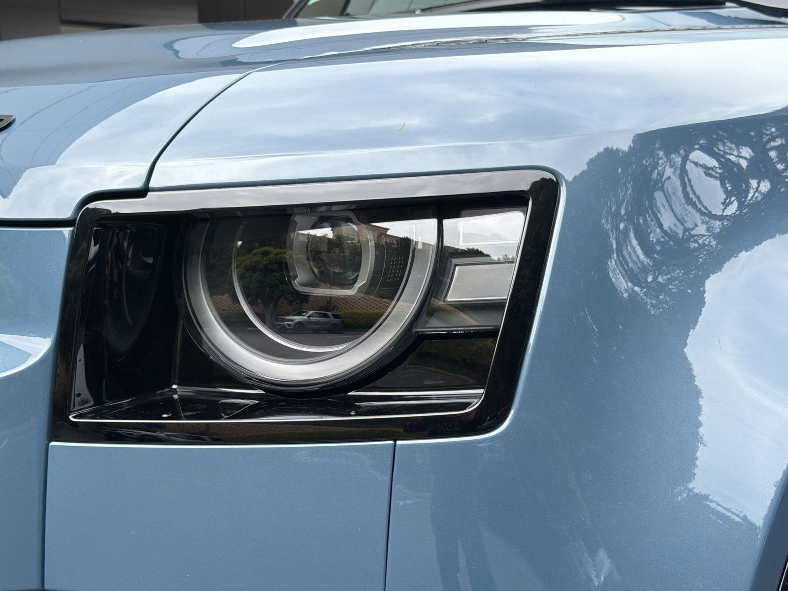 New 2026 Land Rover Defender 110 X-Dynamic SE AWD/4WD image 11