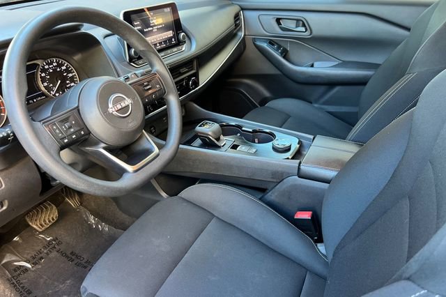 Used 2024 Nissan Rogue S image 13