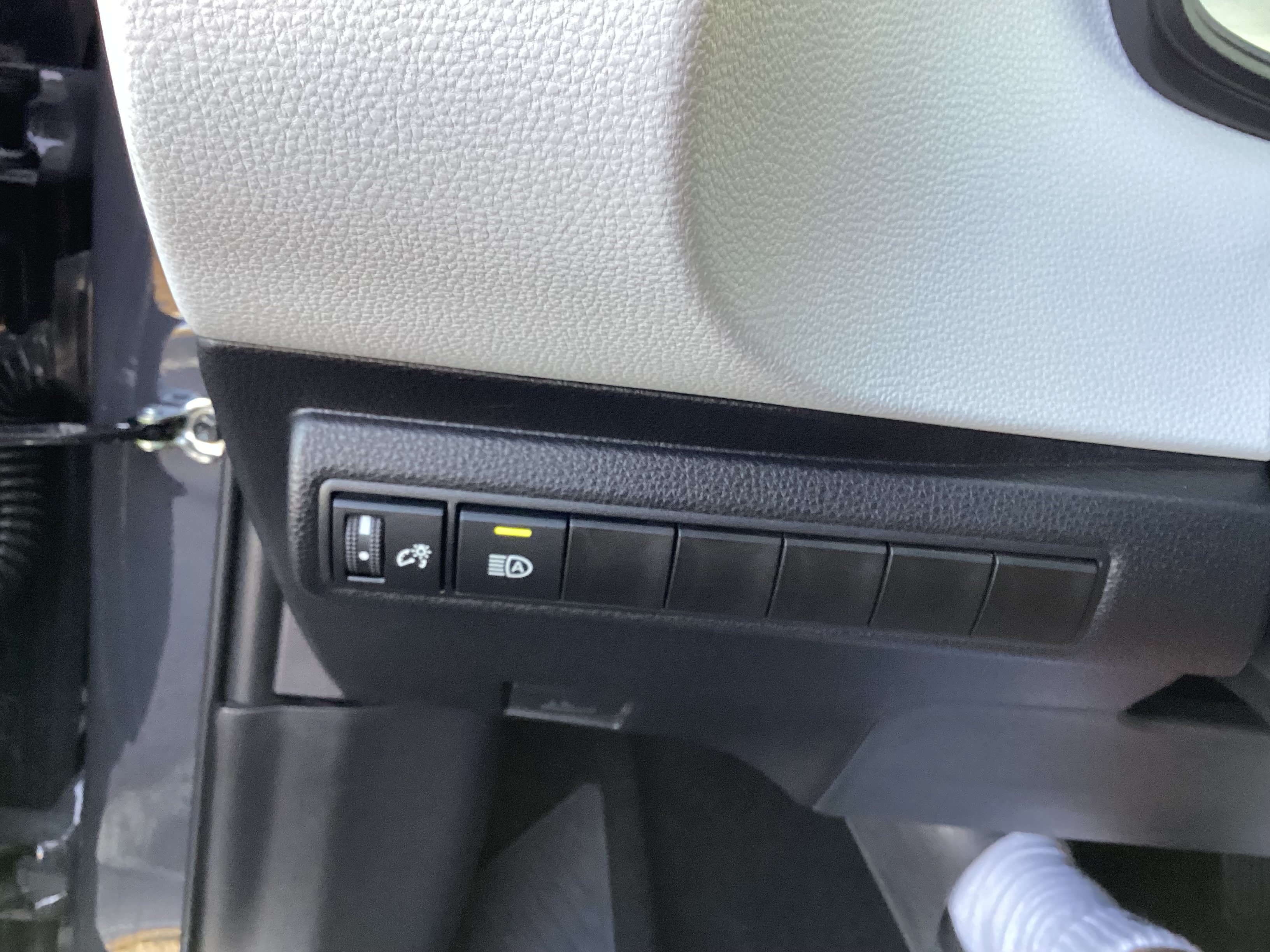 Certified 2026 Toyota Corolla SE FWD image 15