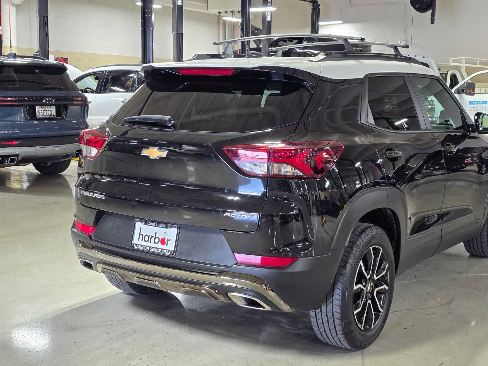 Used 2023 Chevrolet TrailBlazer ACTIV w/ Convenience Package FWD image 11