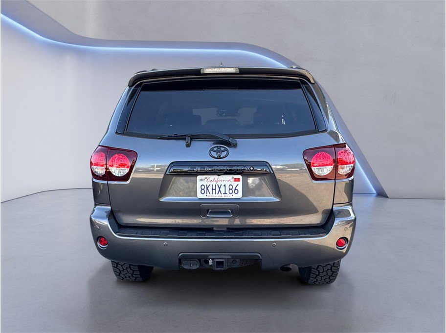Used 2019 Toyota Sequoia Platinum AWD/4WD image 5