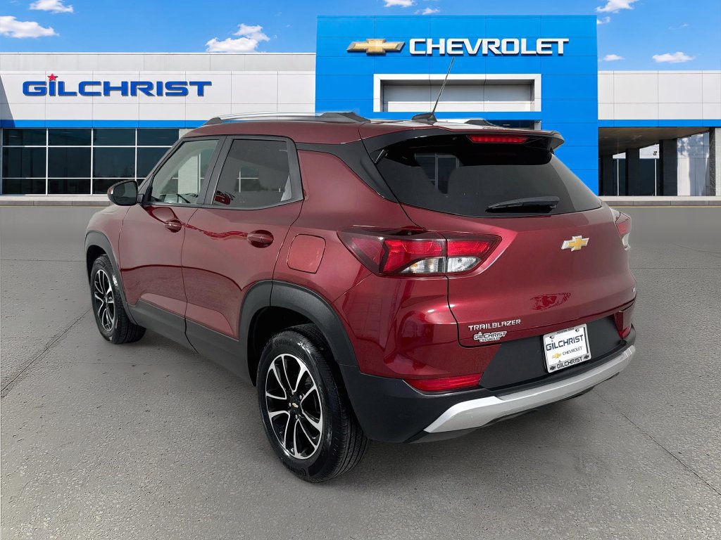 Used 2025 Chevrolet TrailBlazer LT FWD image 5