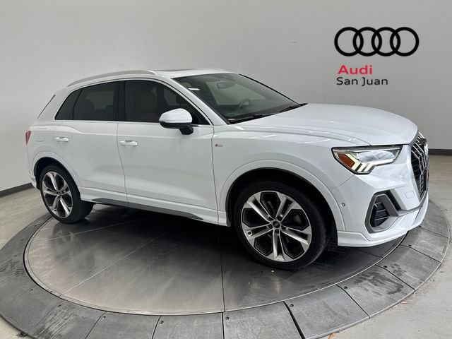 Used 2020 Audi Q3 2.0T Prestige w/ Prestige Package image 34