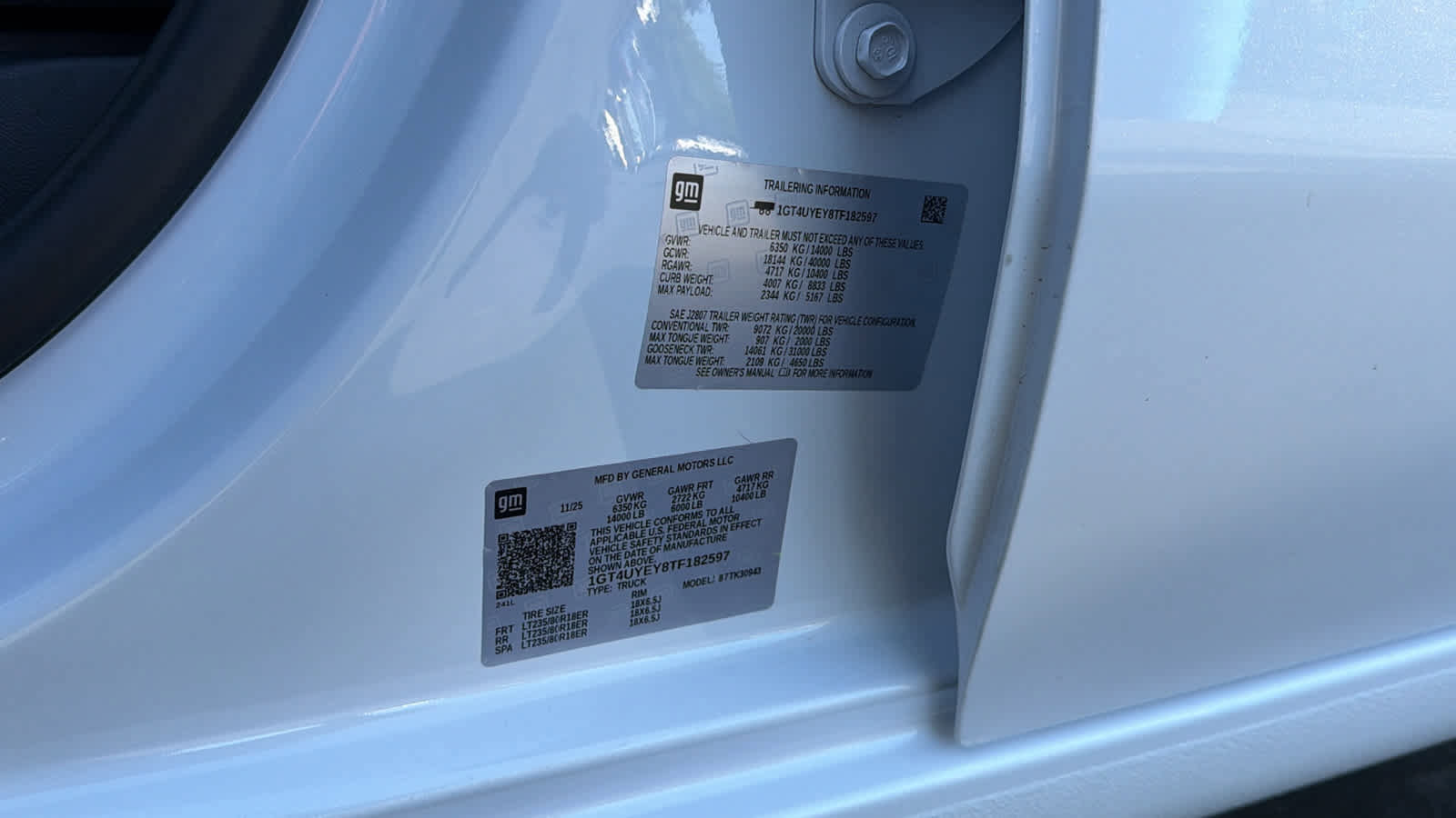 Used 2026 GMC Sierra 3500 Denali Ultimate AWD/4WD image 30