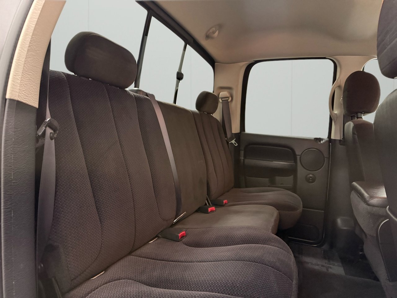 Used 2004 Dodge Ram 3500 Truck SLT w/ Trailer Tow Group image 25