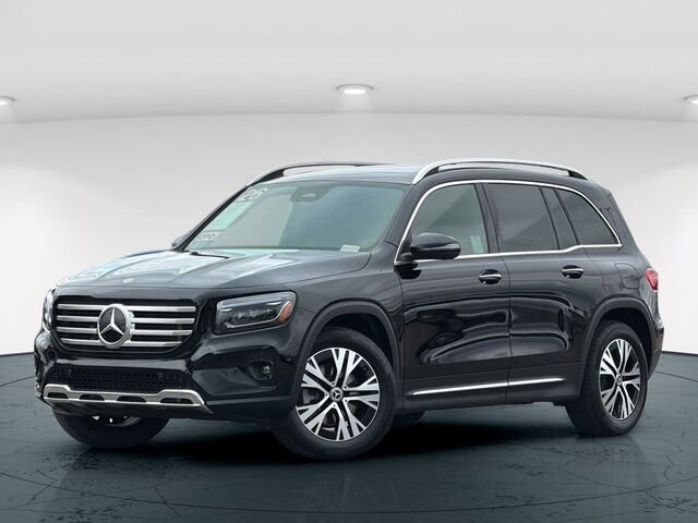 Used 2026 Mercedes-Benz GLB 250 4MATIC image 2
