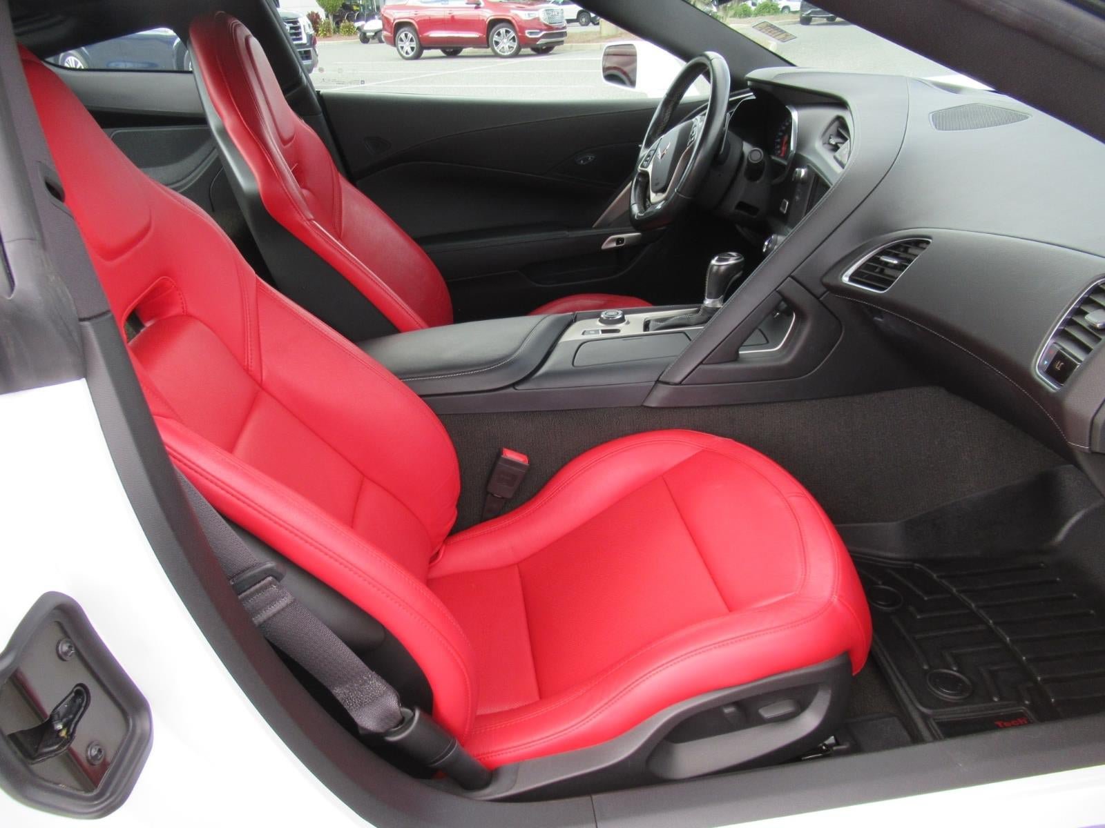 Used 2016 Chevrolet Corvette Stingray Coupe RWD image 11