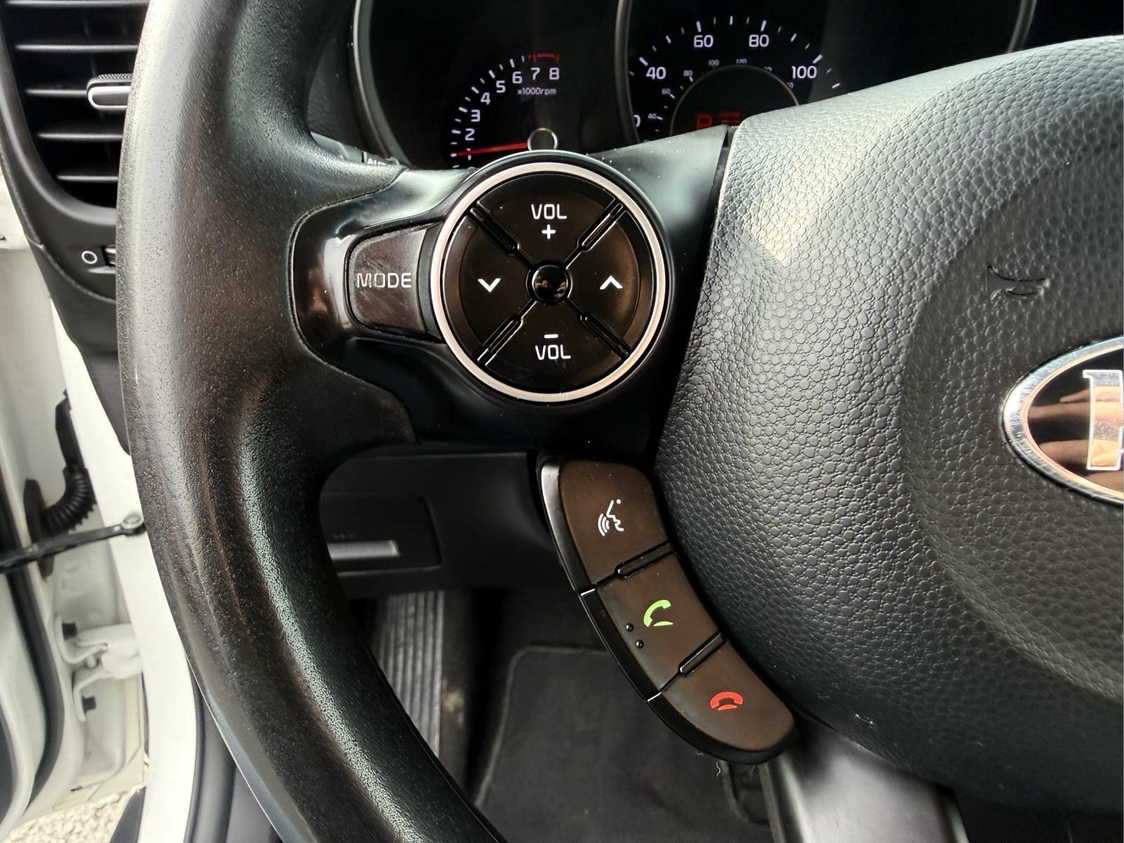 Used 2018 Kia Soul + FWD image 25