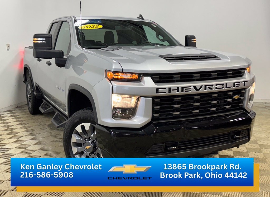 Certified 2022 Chevrolet Silverado 2500 Custom w/ Custom Value Package AWD/4WD image 4