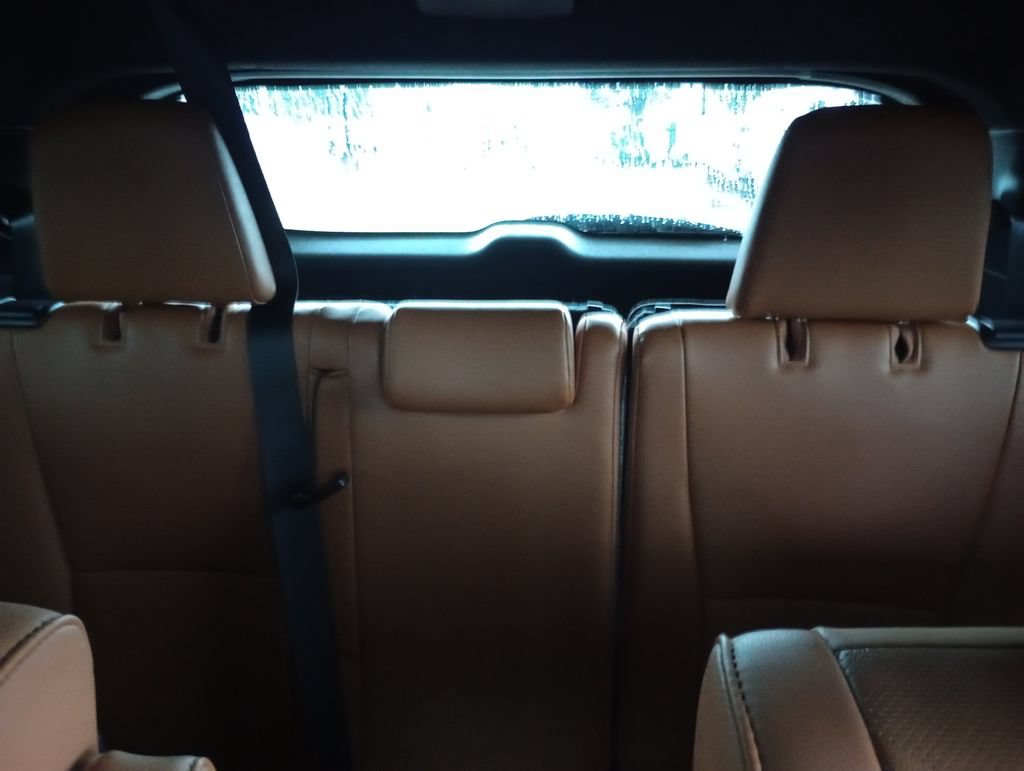 Used 2021 Toyota Highlander Platinum FWD image 24