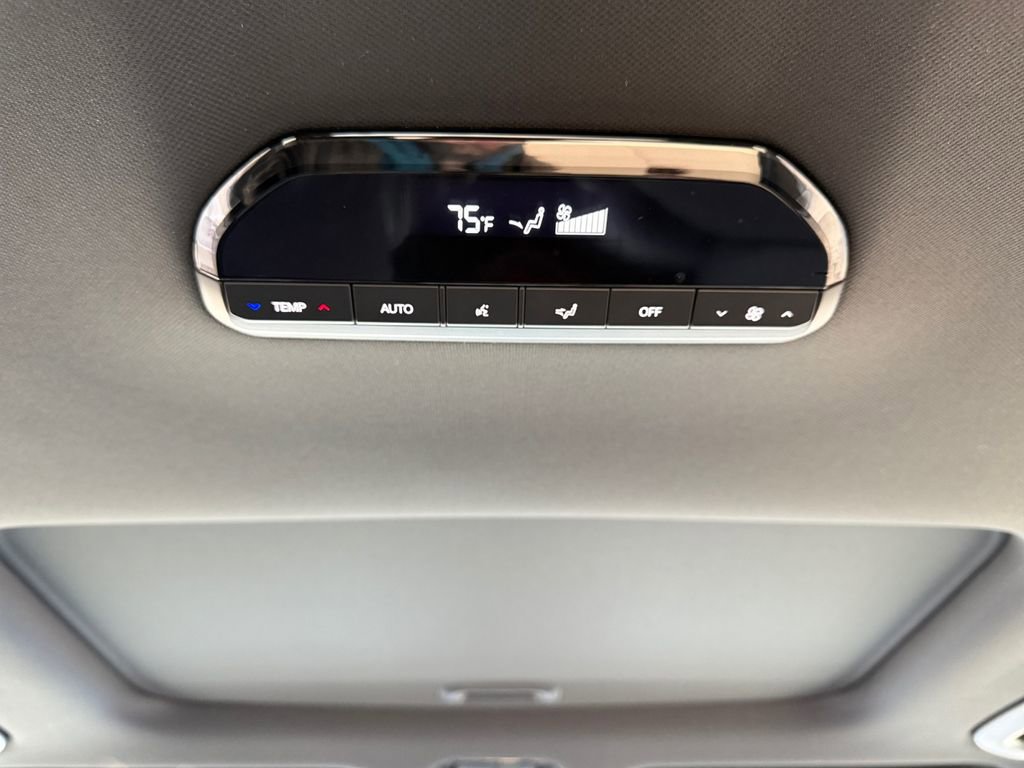 New 2027 Kia Telluride S image 11