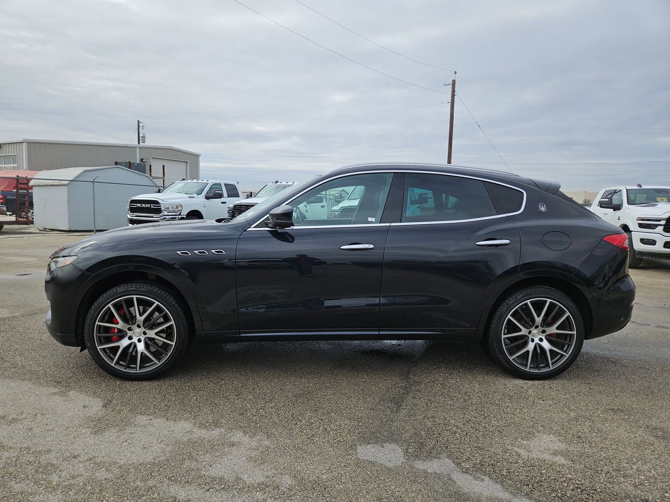 Used 2019 Maserati Levante S image 6