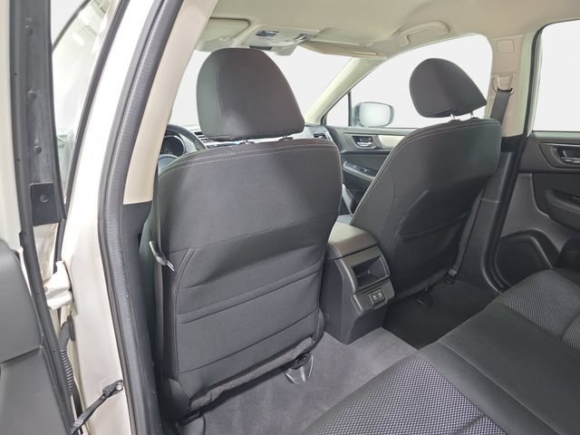 Used 2019 Subaru Outback 2.5i Premium AWD/4WD image 12