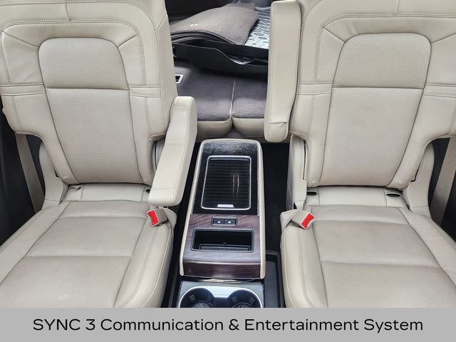 Certified 2023 Lincoln Aviator Reserve w/ Equipment Group 201A image 17