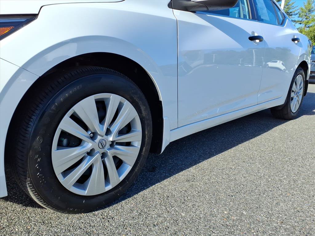 Used 2025 Nissan Sentra S FWD image 9