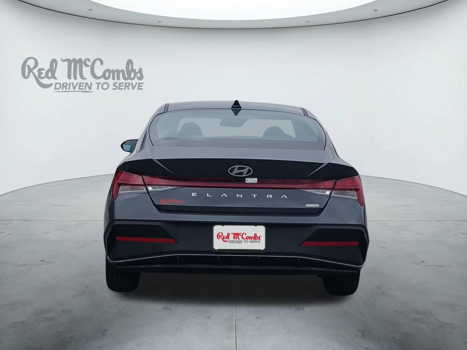 New 2025 Hyundai Elantra Blue image 4