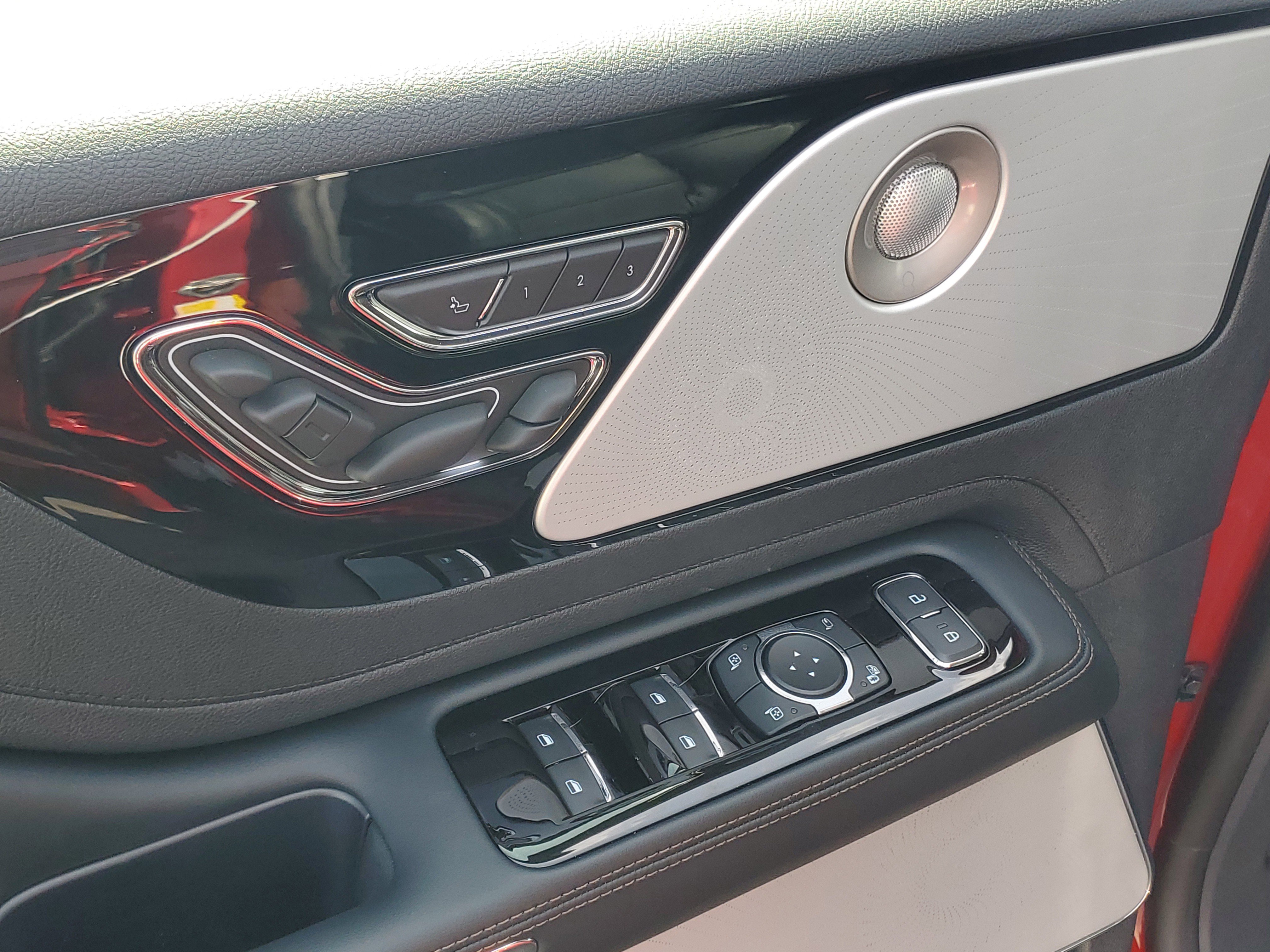 New 2026 Lincoln Aviator Reserve image 9