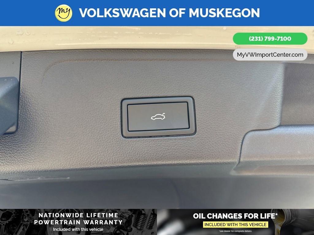 New 2026 Volkswagen Atlas Cross Sport SEL R-Line image 27