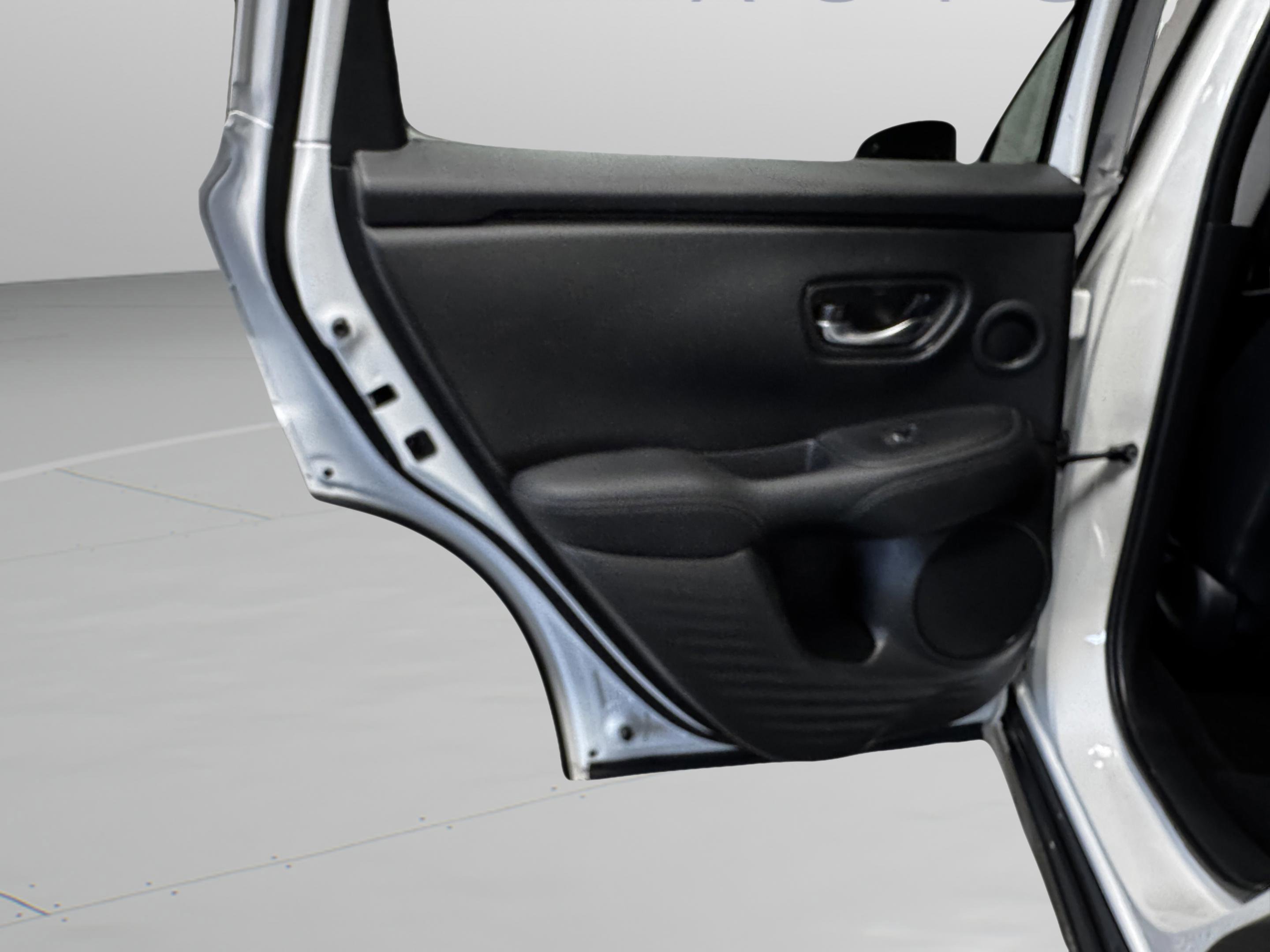 Certified 2025 Acura ADX AWD image 28