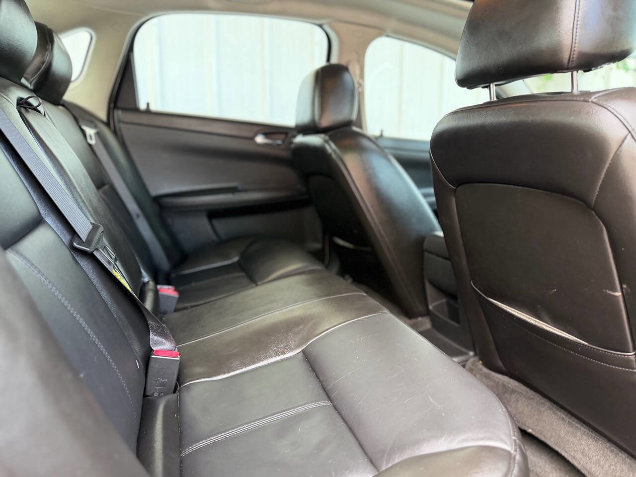 Used 2008 Chevrolet Impala LTZ FWD image 27