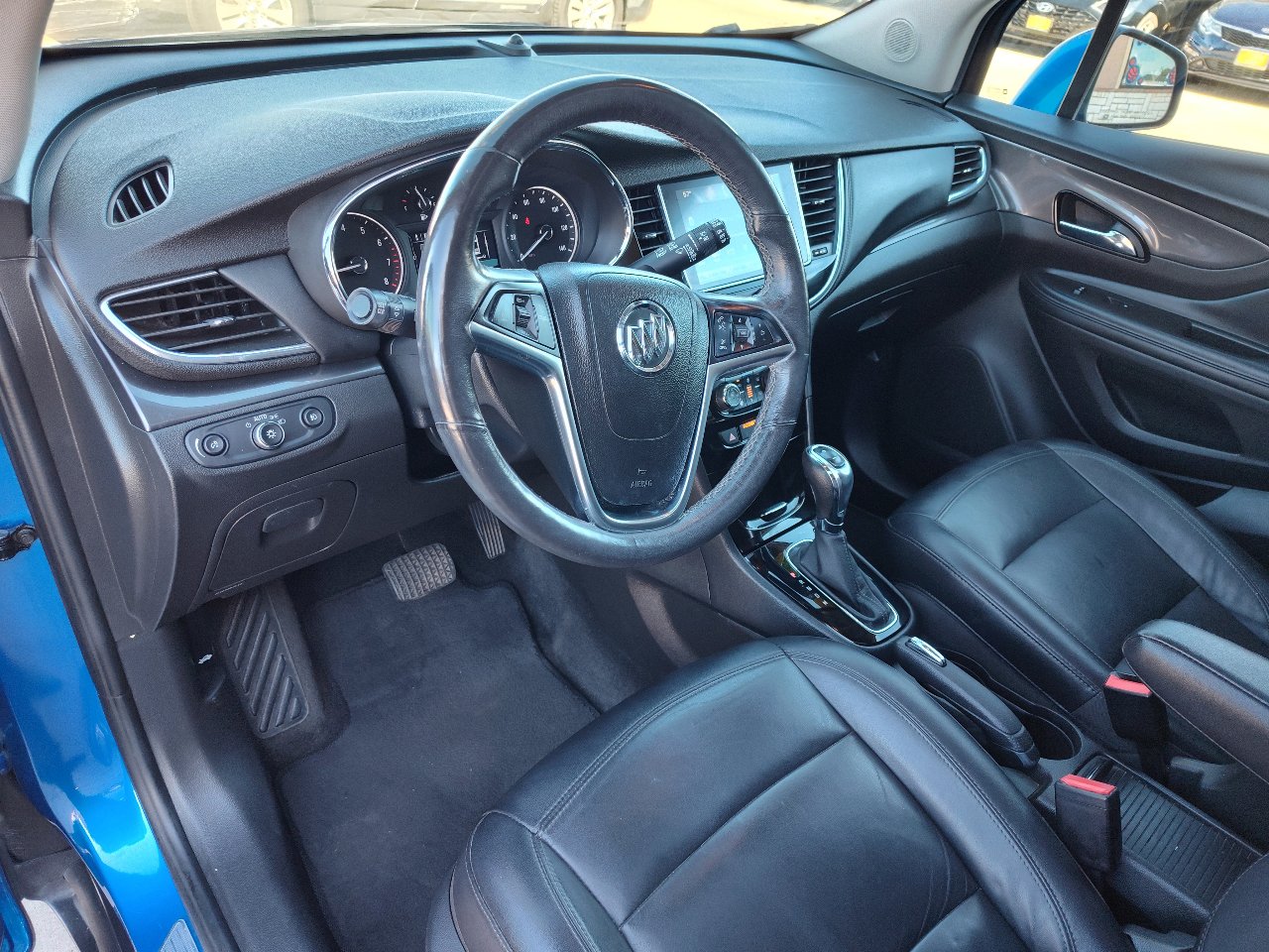 Used 2018 Buick Encore Essence image 15