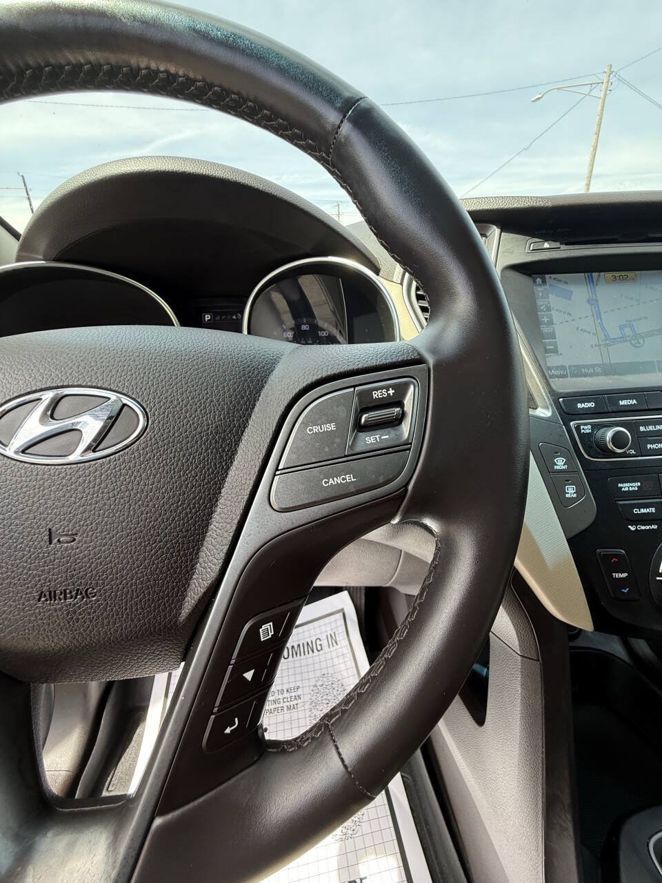 Used 2018 Hyundai Santa Fe Sport w/ Cargo Package FWD image 18