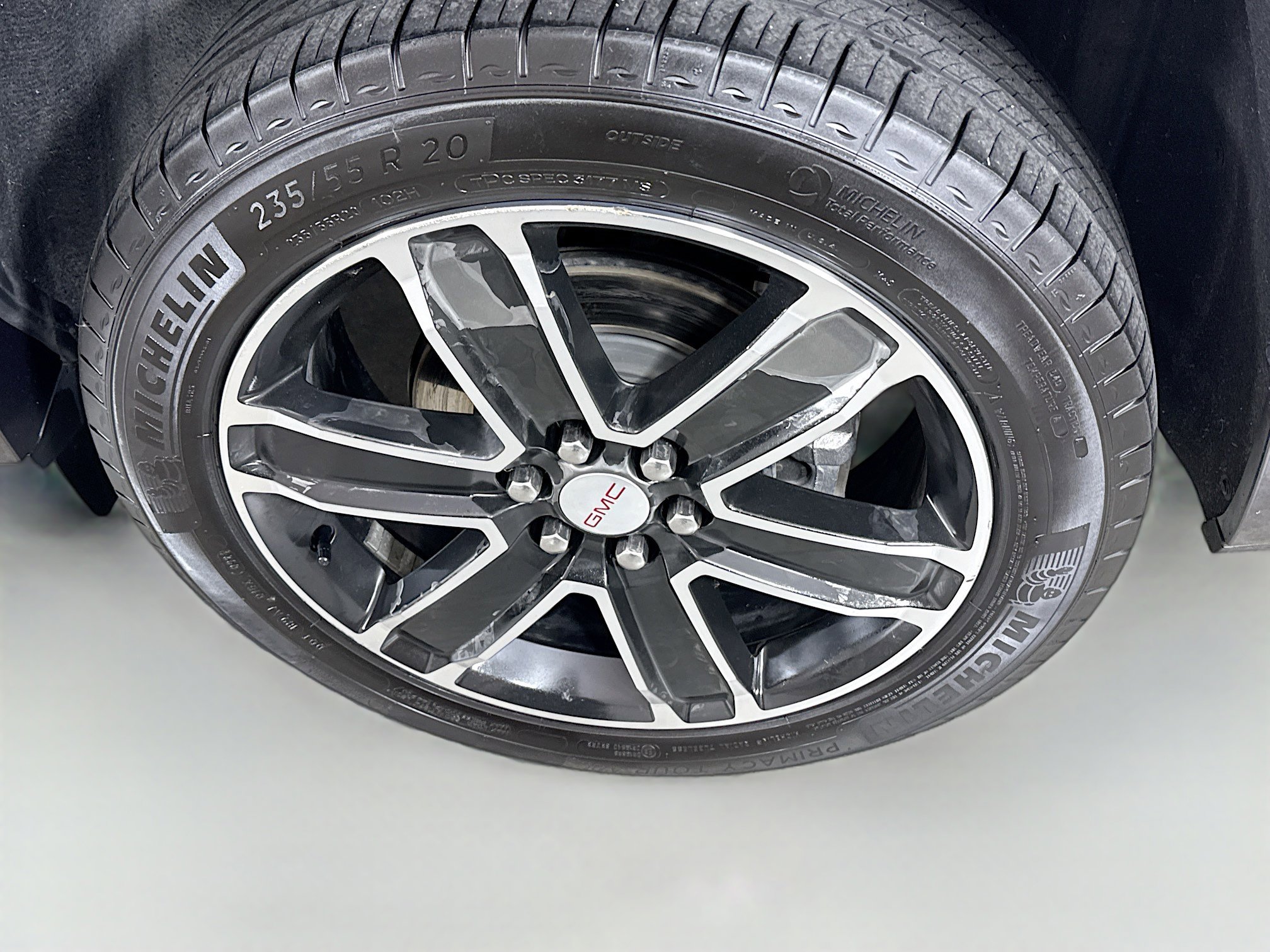 Used 2019 GMC Acadia Denali w/ Technology Package image 32