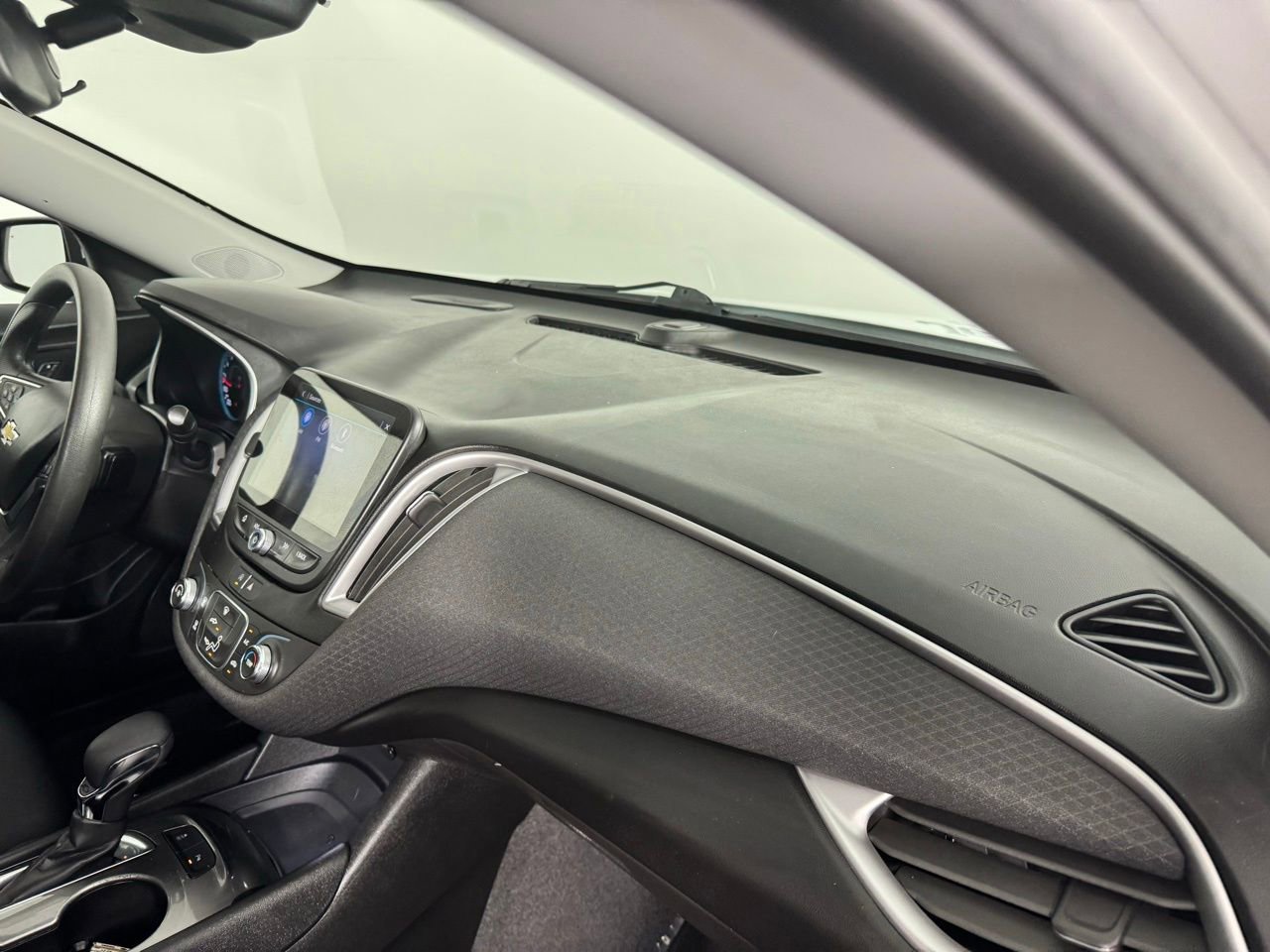 Used 2024 Chevrolet Malibu LS w/ Driver Confidence Package image 27