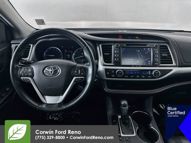 Used 2019 Toyota Highlander XLE AWD/4WD image 26