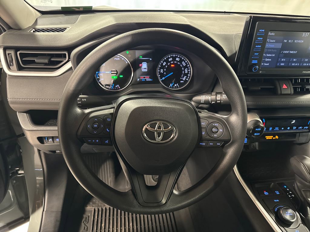 Used 2022 Toyota RAV4 XLE AWD/4WD image 19