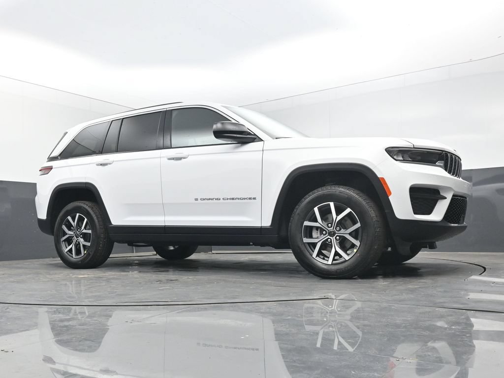 New 2027 Jeep Grand Cherokee Laredo X AWD/4WD image 48
