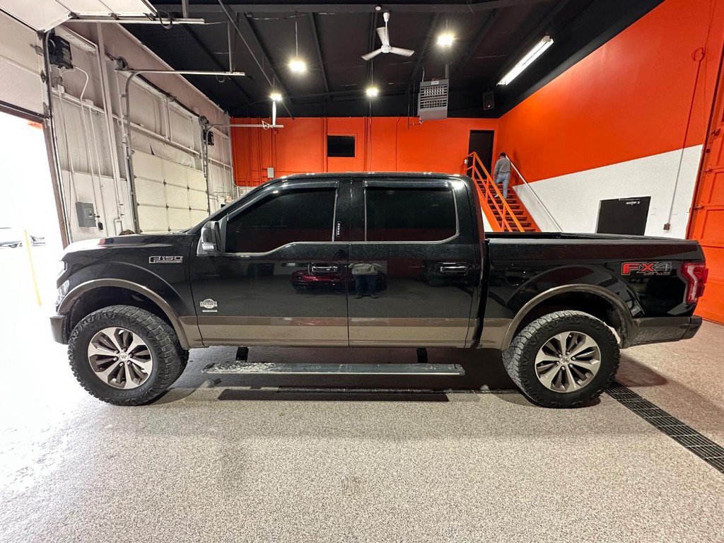 Used 2016 Ford F150 King Ranch w/ Equipment Group 601A Luxury AWD/4WD image 8
