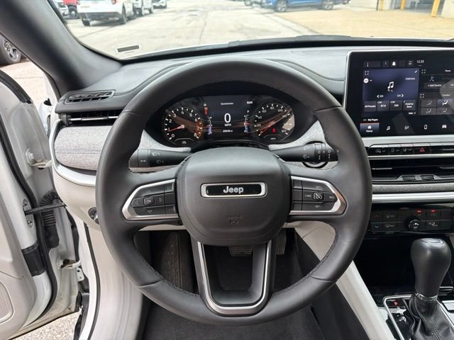 Used 2024 Jeep Compass Latitude AWD/4WD image 24