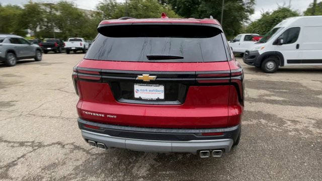 New 2027 Chevrolet Traverse LT w/ Sun and Wheel Package AWD/4WD image 9