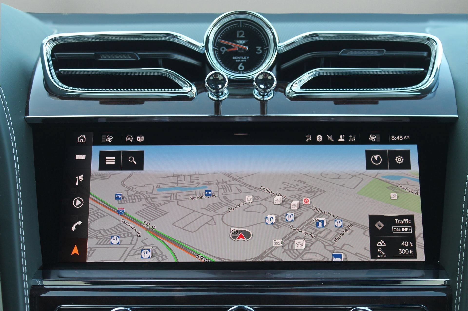 Certified 2024 Bentley Bentayga Extended Wheelbase AWD/4WD image 30