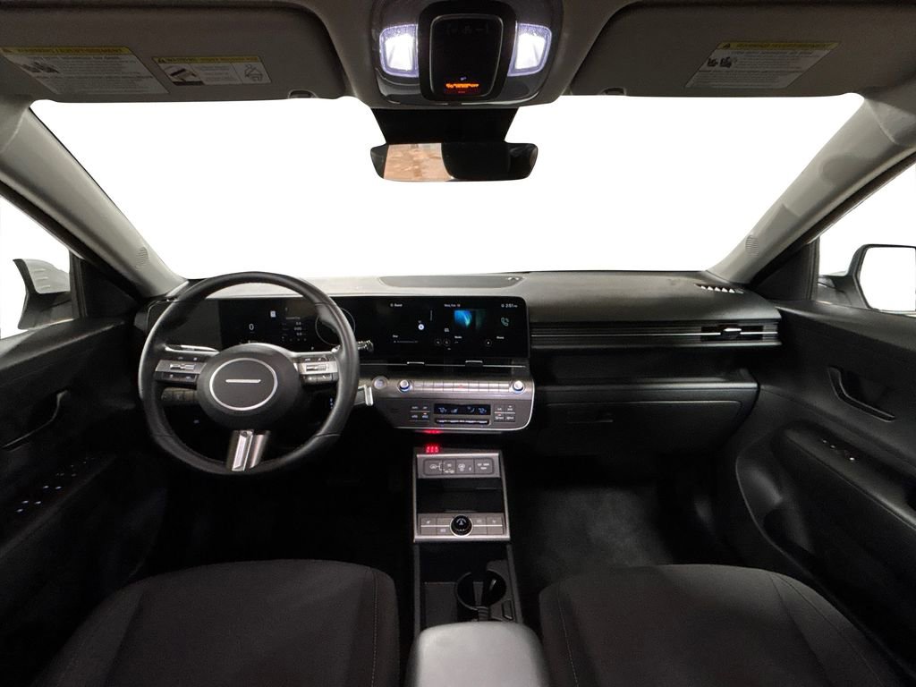 Used 2024 Hyundai Kona SEL w/ Convenience Package image 17