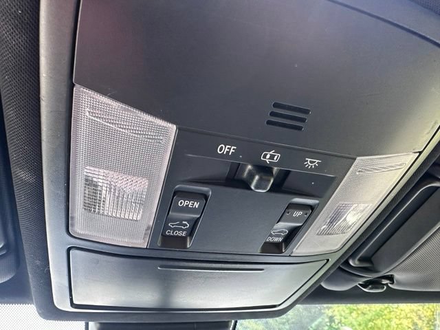 Used 2017 Toyota RAV4 SE w/ Power Special Value Package AWD/4WD image 16
